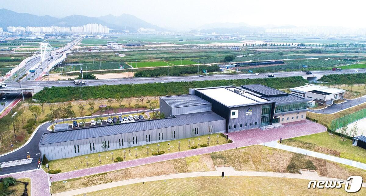 본문 이미지 - 아산 물환경센터 전경ⓒ 뉴스1
