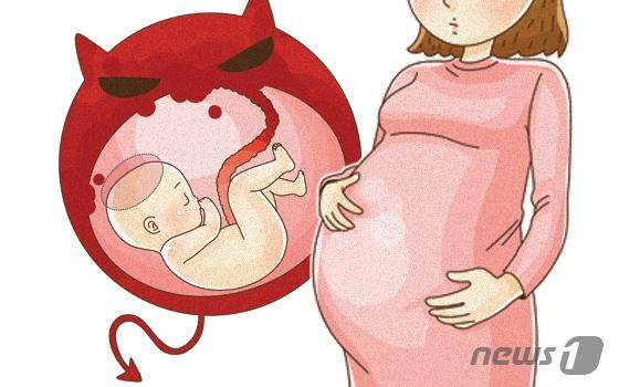 본문 이미지 - 임신이란 특별한 여정 속에 예고 없이 오는, 무서운 질환이 있다. 겉으로는 아무 증상이 없어 보이나 어느 순간 엄마와 태아 모두를 위태롭게 만들 수 있는 게 '임신중독증'이다. 예방법마저 없어 정기적인 산전 검사로 초기에 발견하는 게 최선의 대비라고 한다. ⓒ News1 DB
