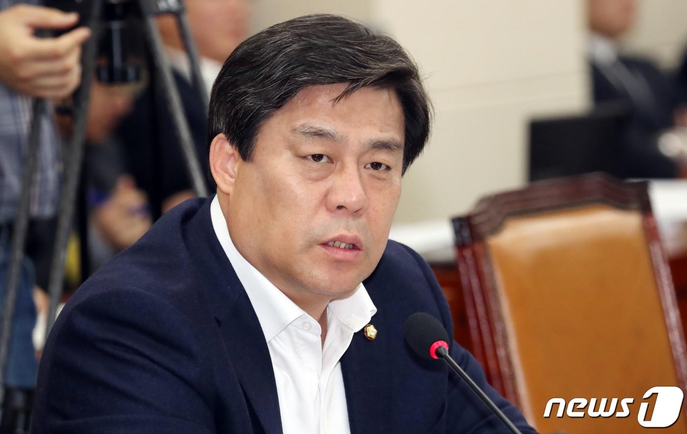 본문 이미지 - 자유한국당 원내대표 경선에 출마한 김선동 의원ⓒ News1 김명섭 기자