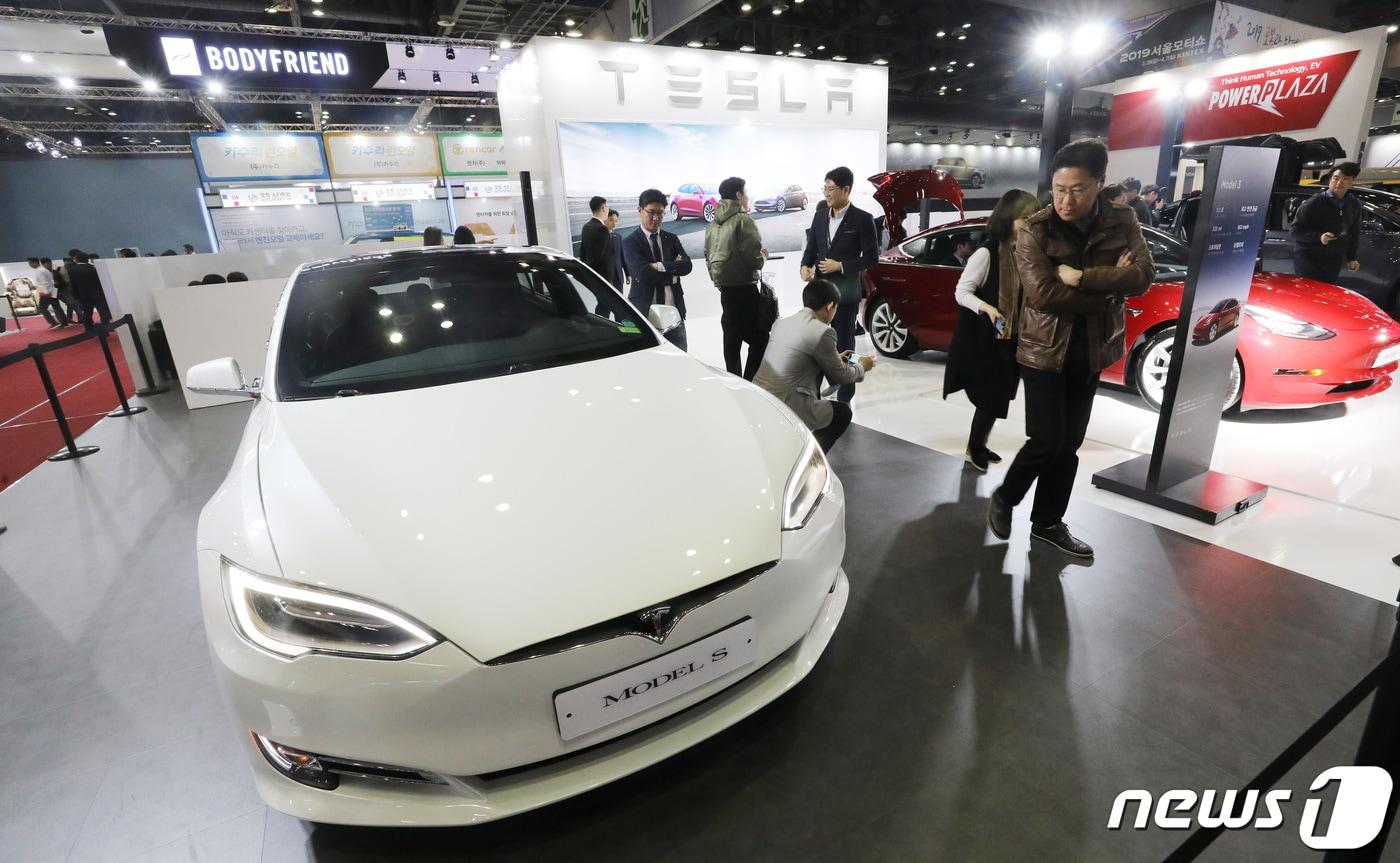 테슬라, 모델 S·모델 X 대폭 가격 인하…올해만 두번째 - 뉴스1