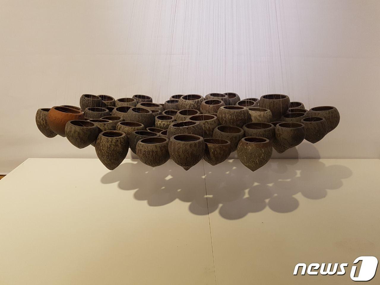 본문 이미지 - 김미경 작가 도예 작품.(영암군 제공02019.3.31/뉴스1 ⓒ News1