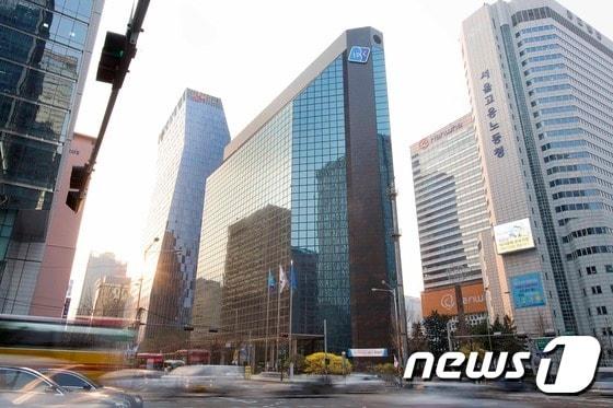 본문 이미지 - IBK기업은행 본점 전경. ⓒ 뉴스1
