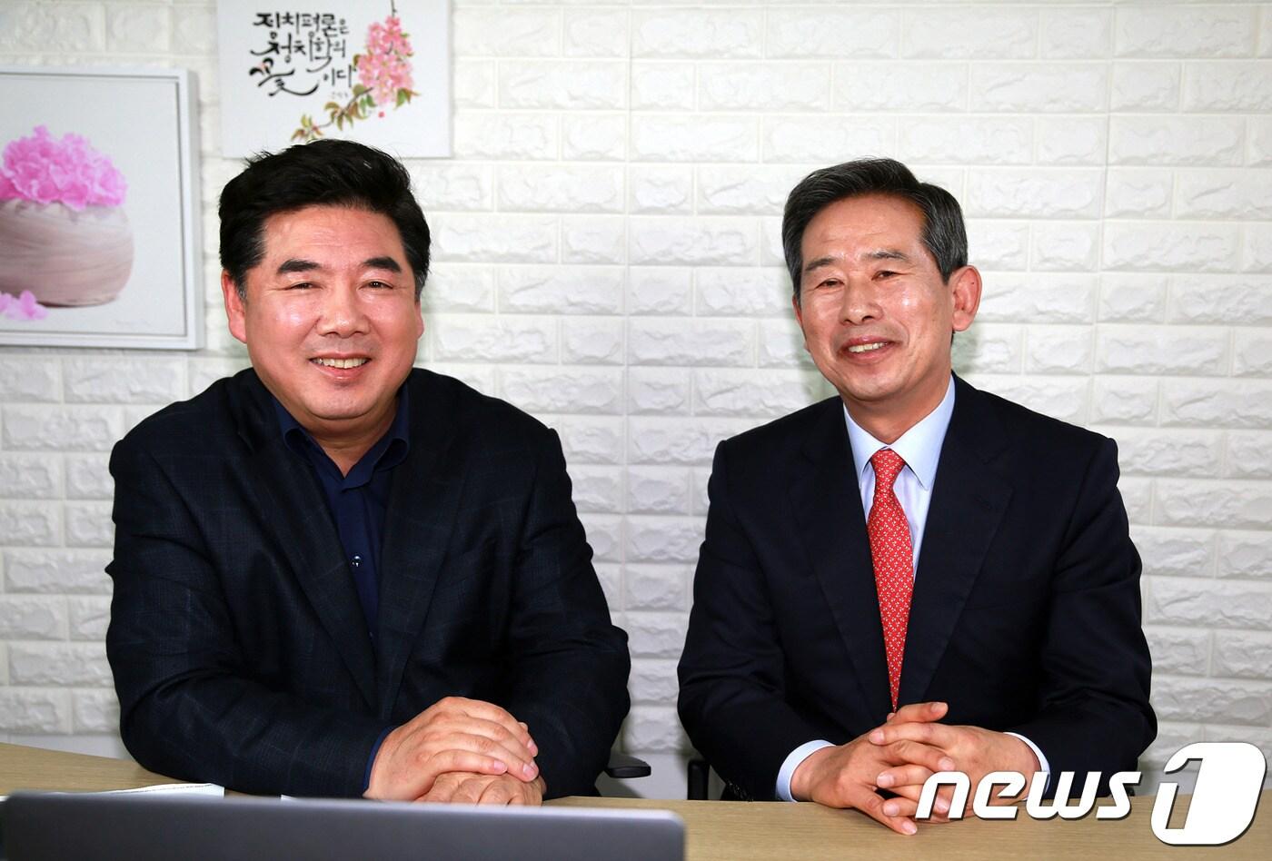 안효대 위원장이 11일 유튜브 방송 '고성국tv'에 출연해 생방송 대담을 가졌다.(한국당 울산시당 제공)ⓒ 뉴스1