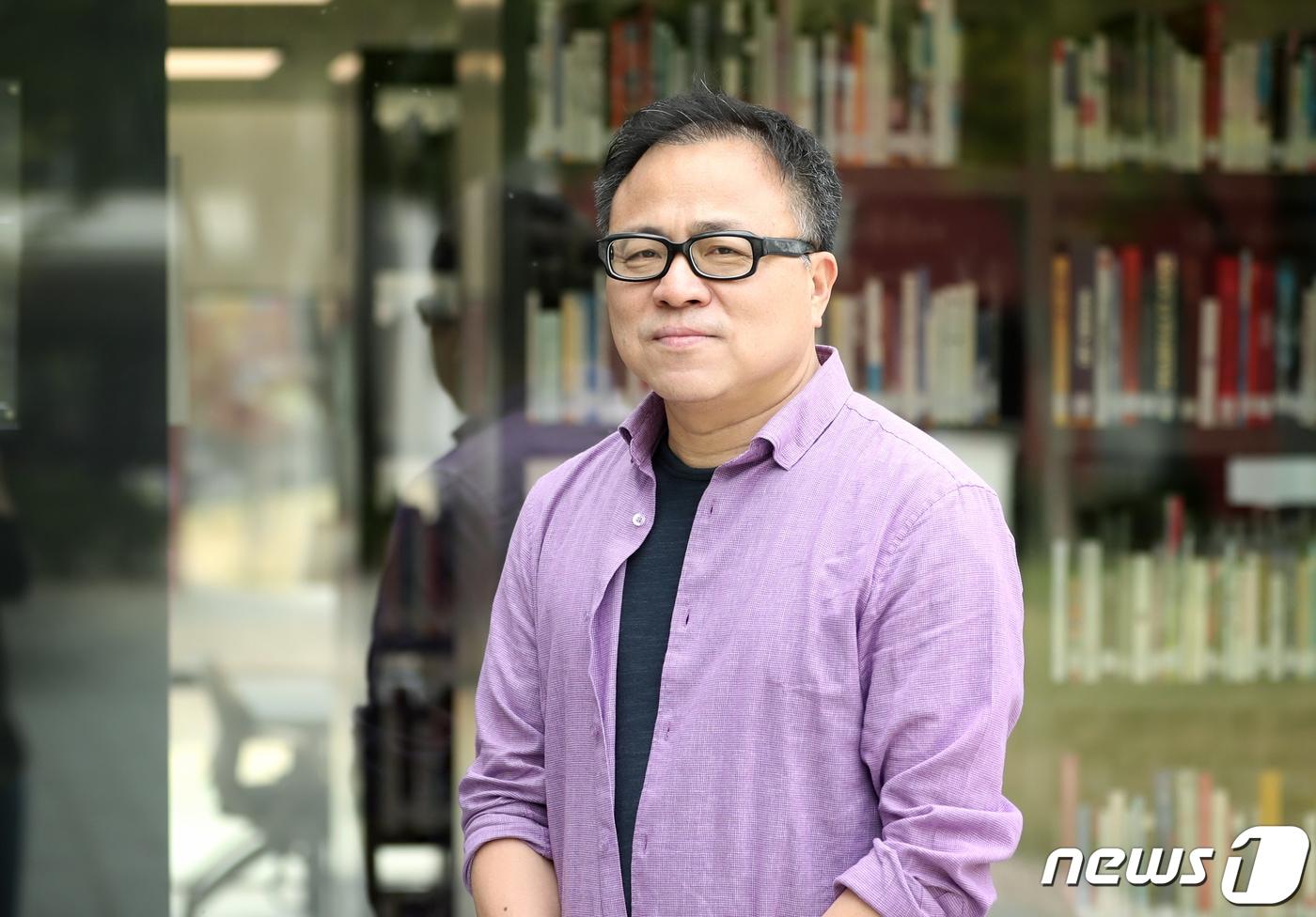 서울 삼청동 카페. 영화 '나의 특별한 형제' 육상효 감독 인터뷰. 2019.4.23/뉴스1 ⓒ News1 권현진 기자