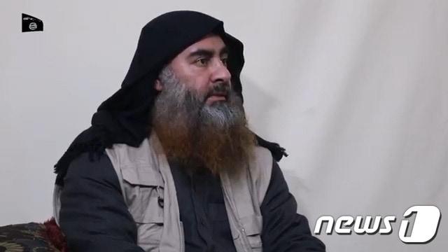 본문 이미지 - 이슬람국가(IS) 수괴 아부 바크르 알 바그다디 <자료사진> ⓒ AFP=뉴스1 ⓒ News1 우동명 기자
