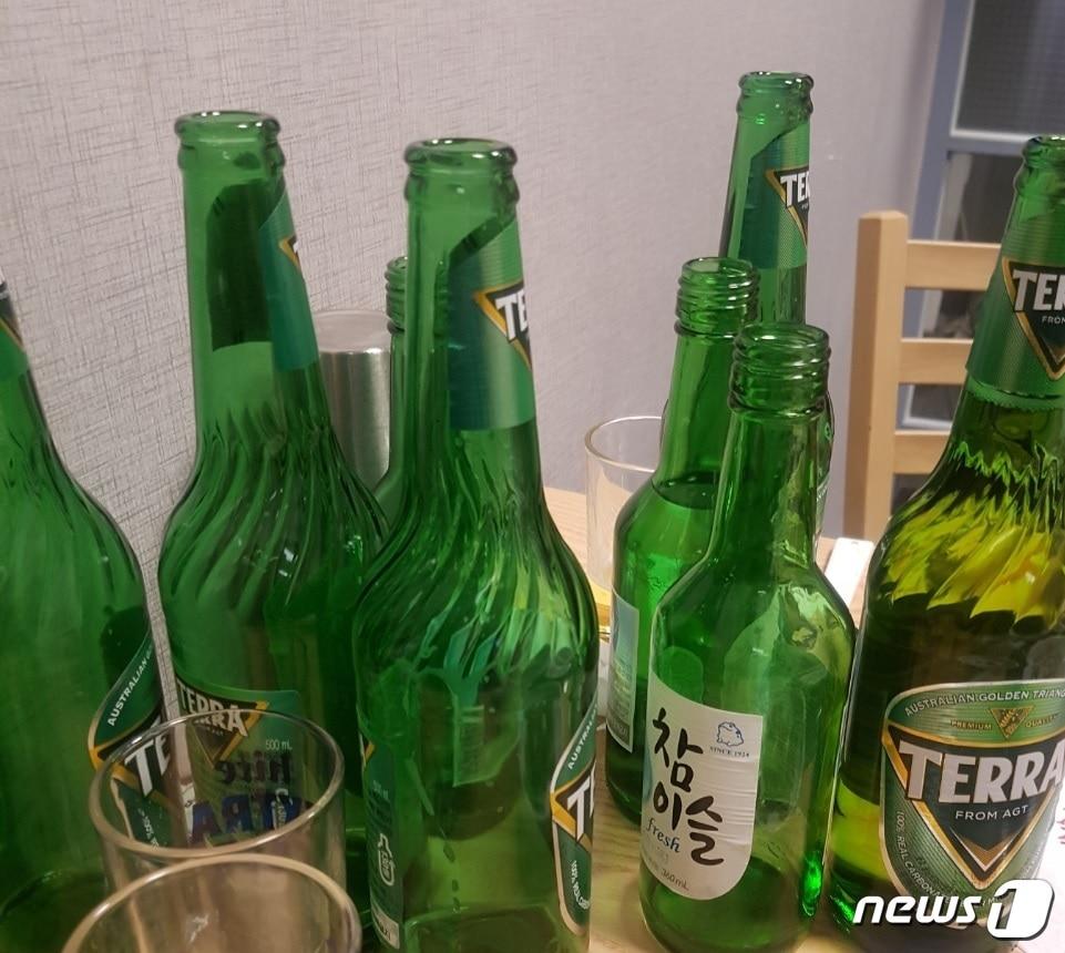 본문 이미지 - '테라+참이슬' ⓒ 뉴스1