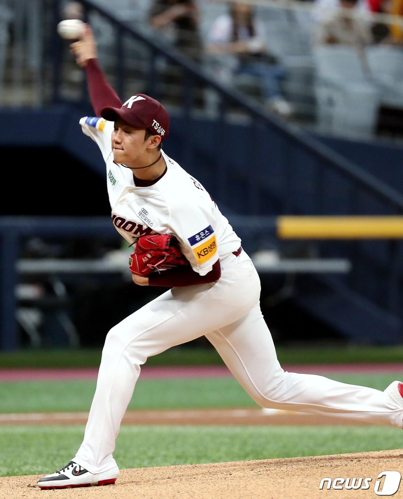본문 이미지 - 키움 히어로즈 투수 안우진. 뉴스1 ⓒ News1 박정호 기자