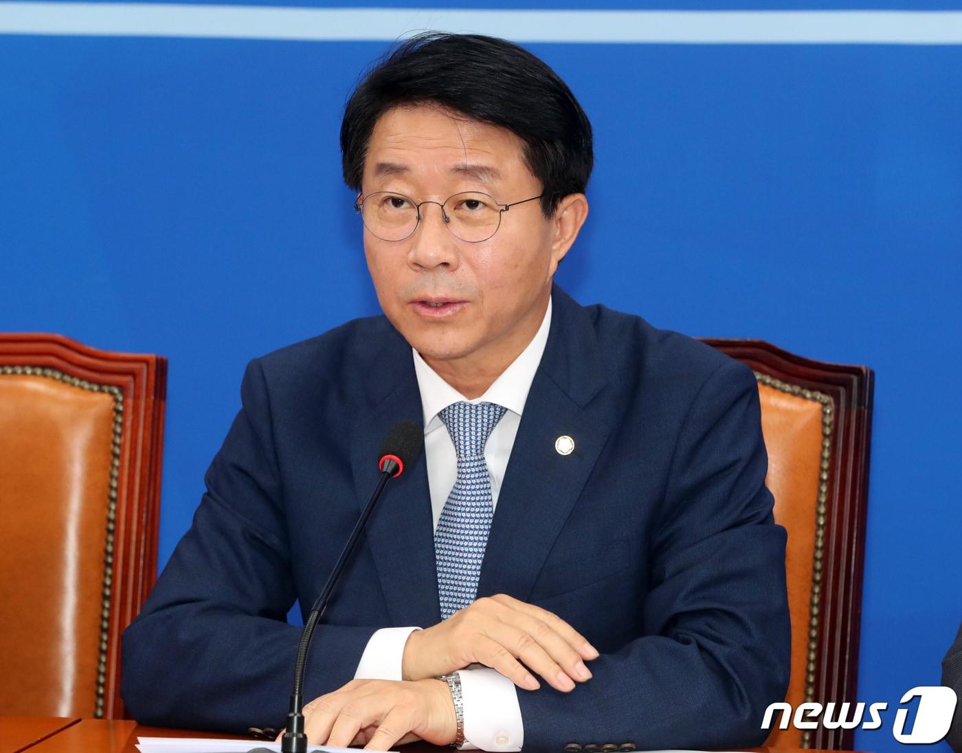 본문 이미지 - 조정식 더불어민주당 정책위의장. ⓒ News1 이종덕 기자