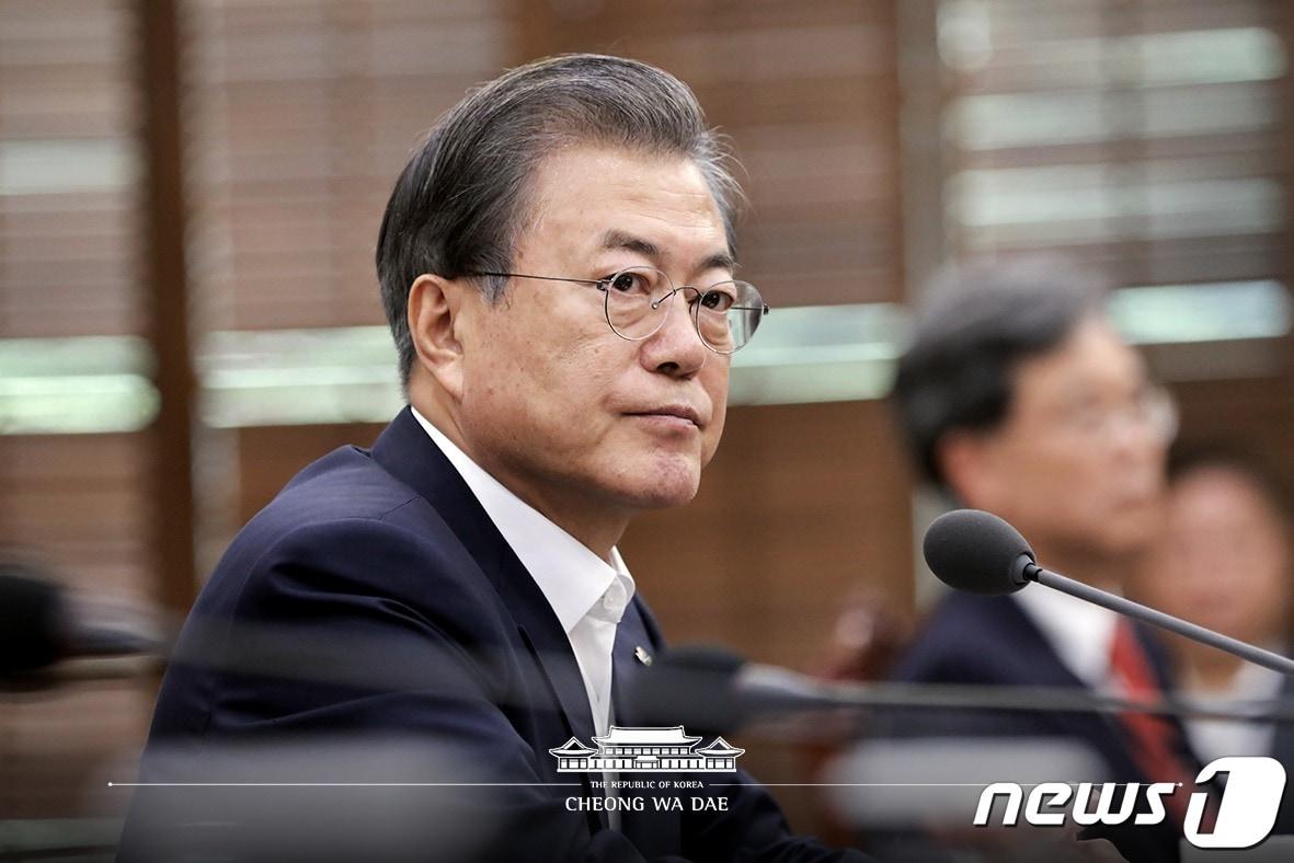 본문 이미지 - 문재인 대통령.(청와대 페이스북) 2019.6.3/뉴스1