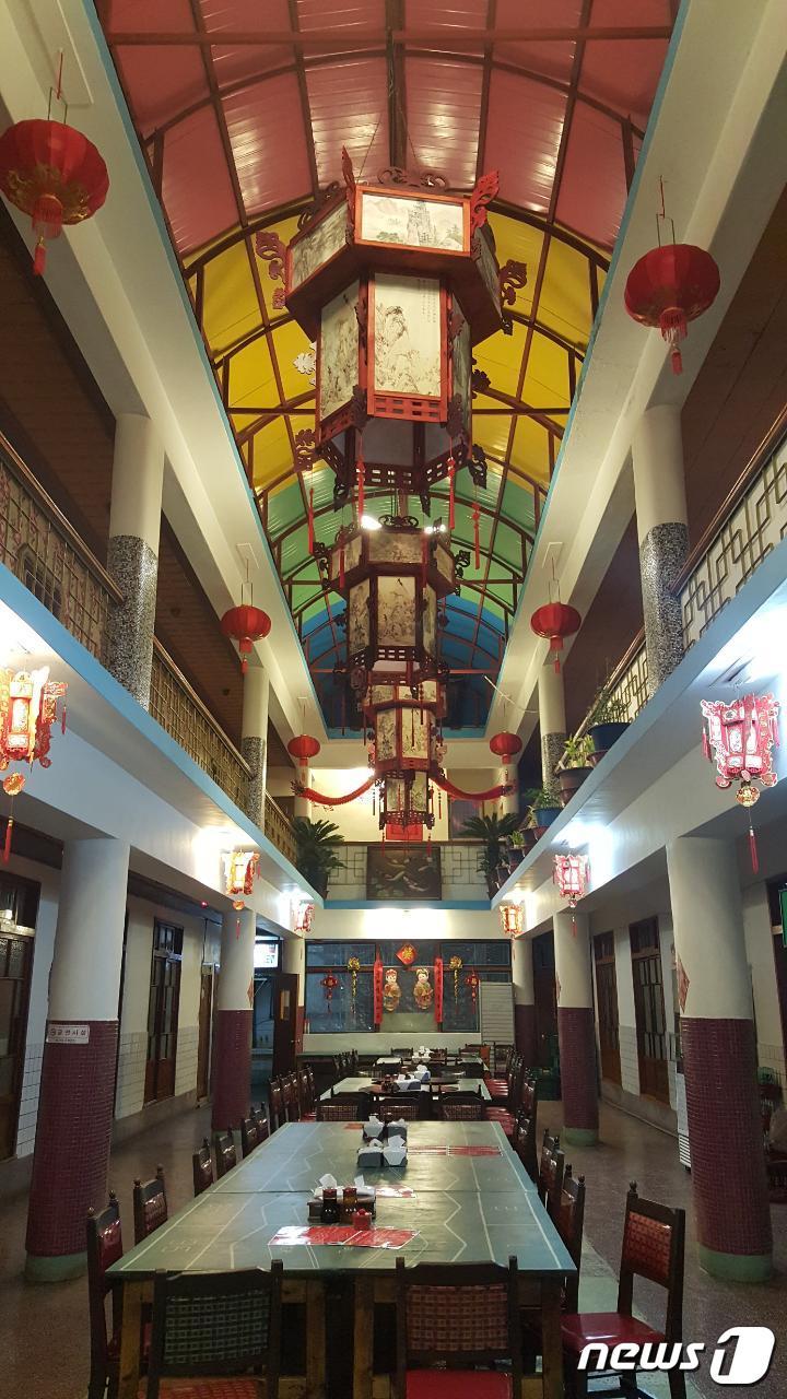 본문 이미지 - 군산 짬뽕특화거리에 입점할 빈해원 내부 모습. /ⓒ 뉴스1