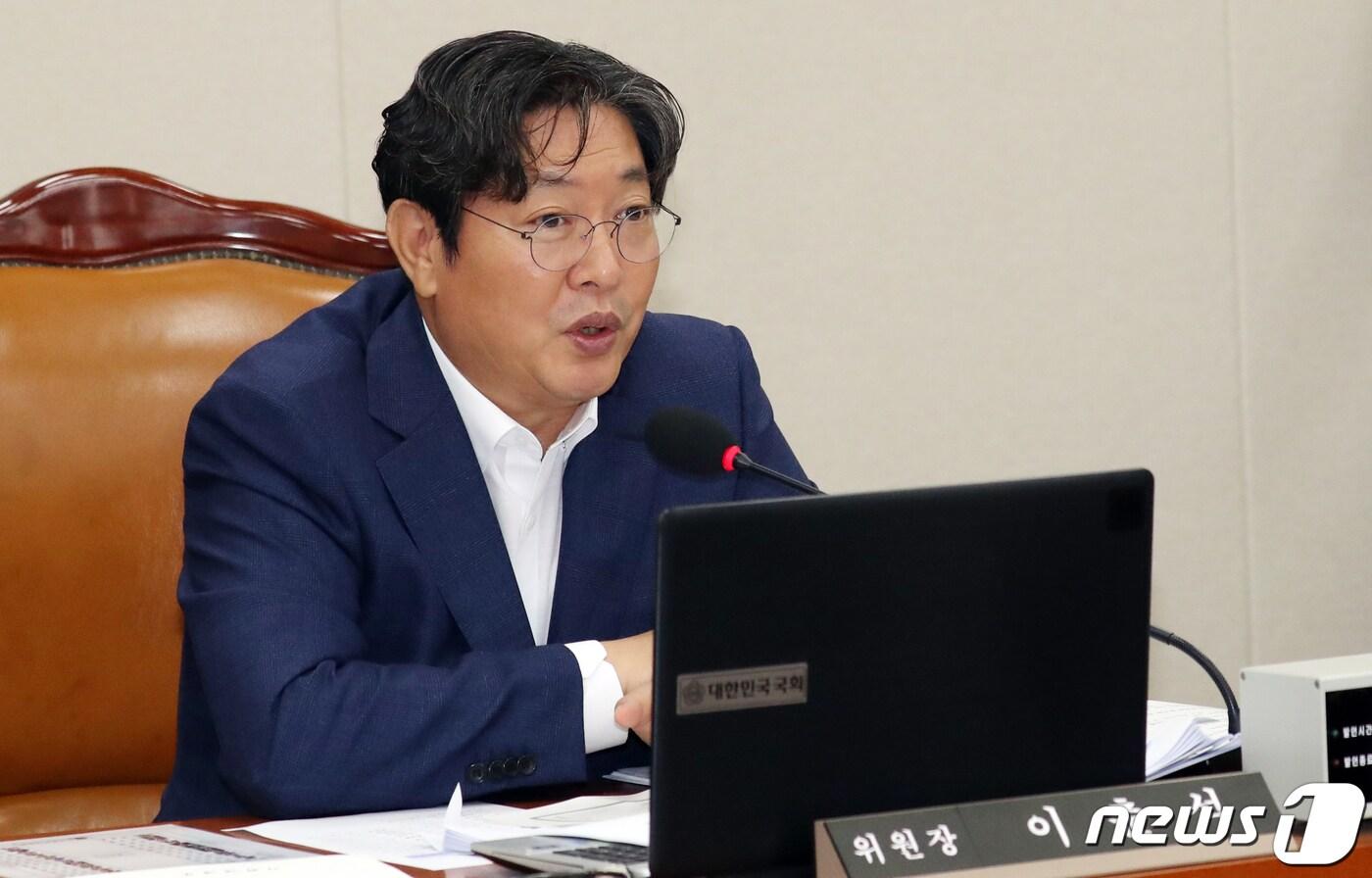 본문 이미지 - 이춘석 더불어민주당 국회의원 /뉴스1 ⓒ News1 김명섭 기자