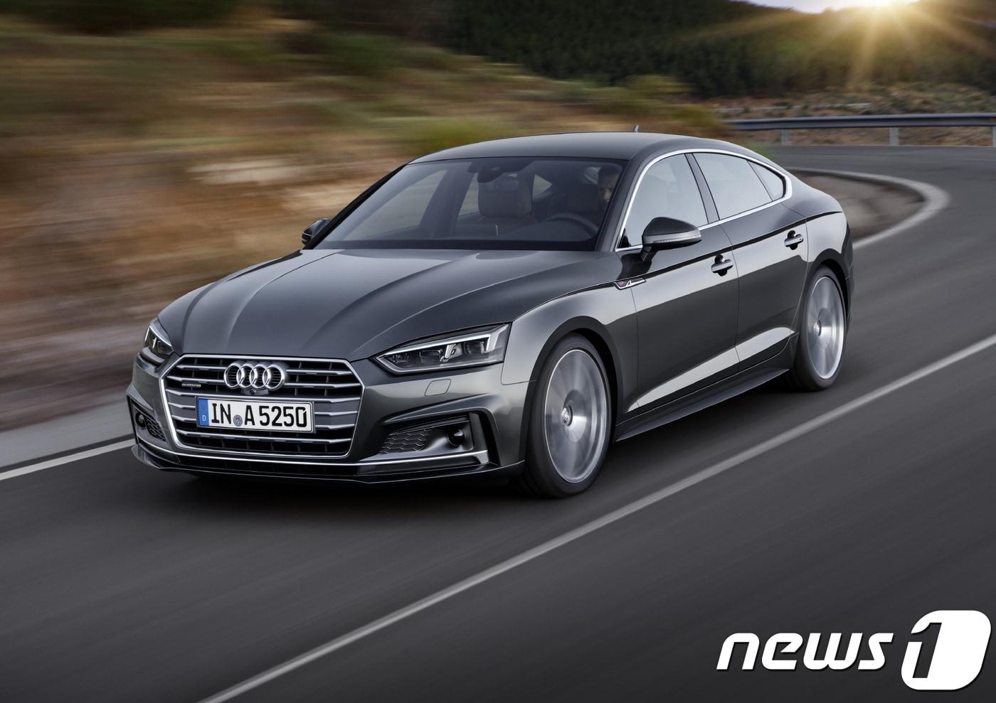 아우디 'A5 스포트백 45 TFSI 콰트로 프리미엄' ⓒ 뉴스1