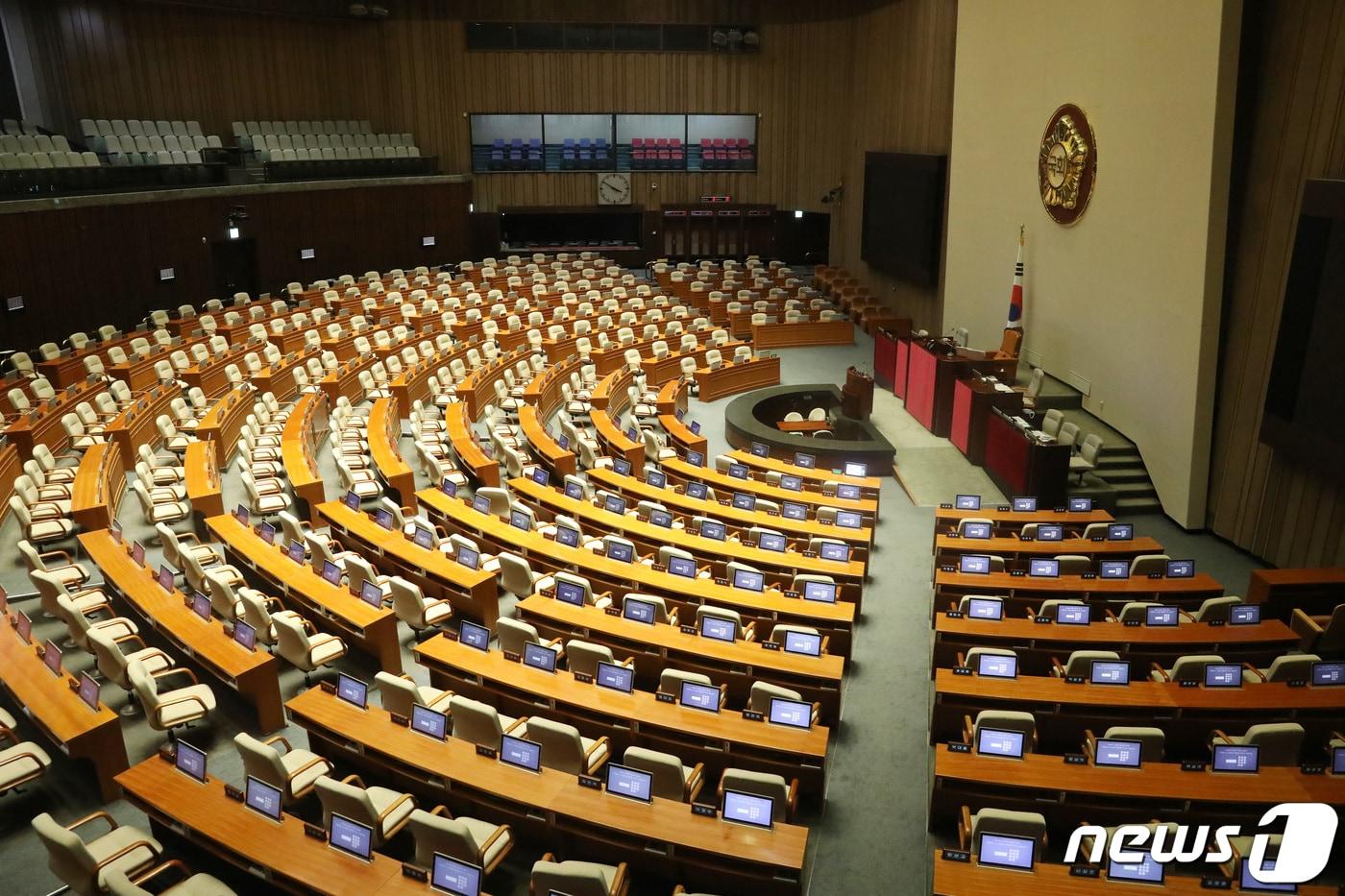 본문 이미지 - 국회 본회의장. 뉴스1 ⓒ News1 임세영 기자