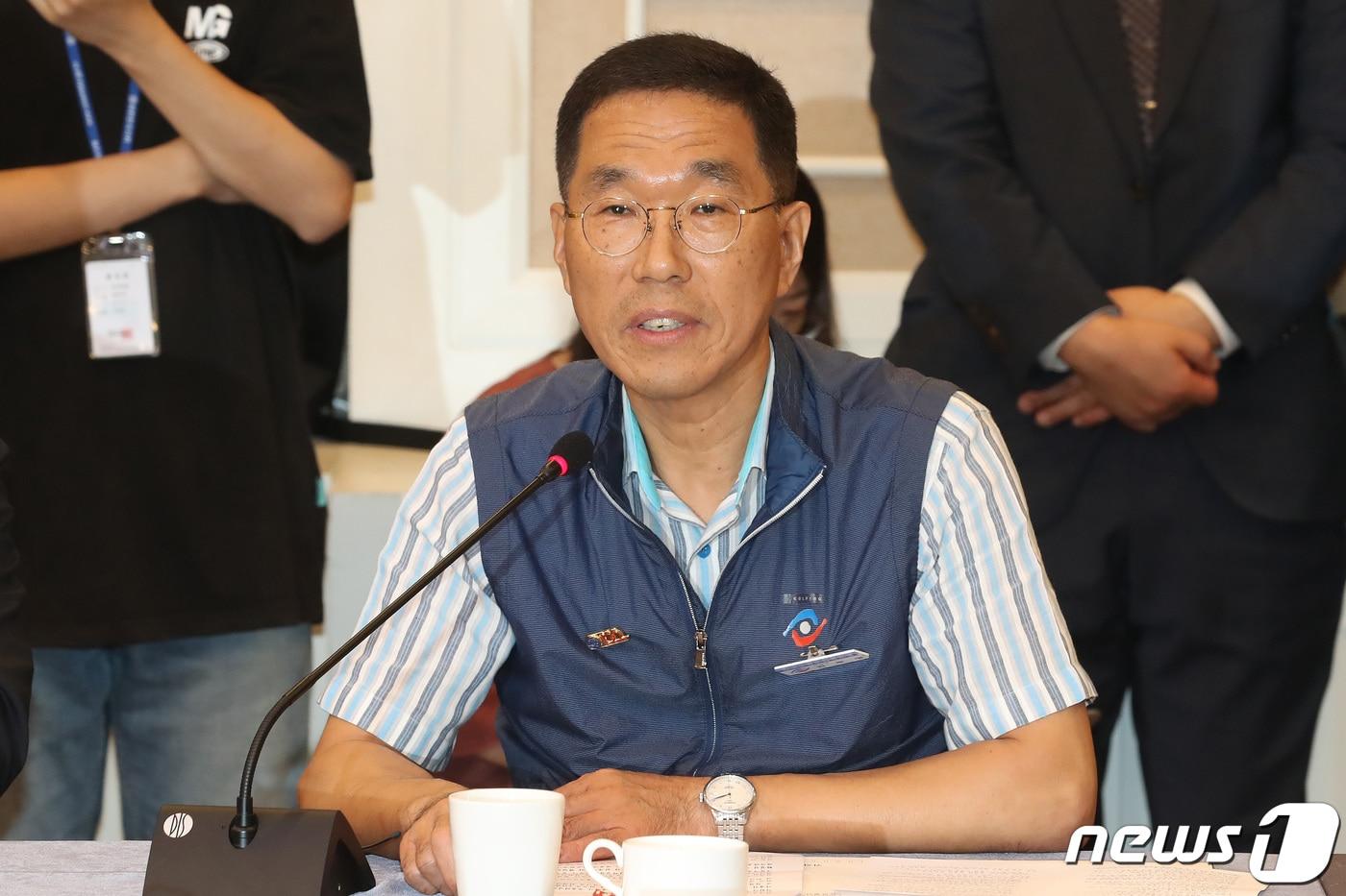 본문 이미지 - 김주영 한국노동조합총연맹 위원장. 2019.8.14/뉴스1