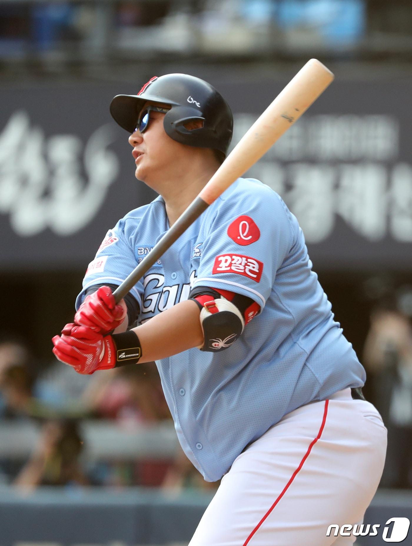 본문 이미지 - 롯데 자이언츠 이대호. /뉴스1 ⓒ News1 이승배 기자