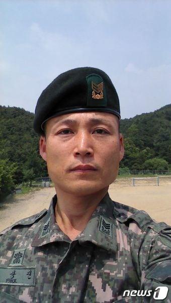 본문 이미지 - 조은누리양을 최초 발견한 박상진 원사. ⓒ 뉴스1