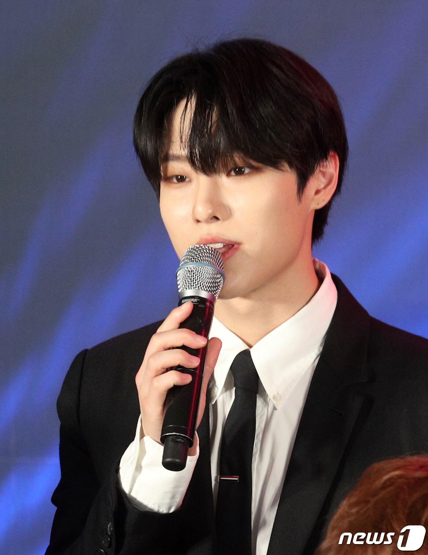 본문 이미지 - 그룹 X1 조승연이서울 구로구 고척스카이돔에서 열린 '프로듀스X101 엑스원 쇼콘'에서 소감을 밝히고 있다. 2019.8.27/뉴스1 ⓒ News1 황기선 기자