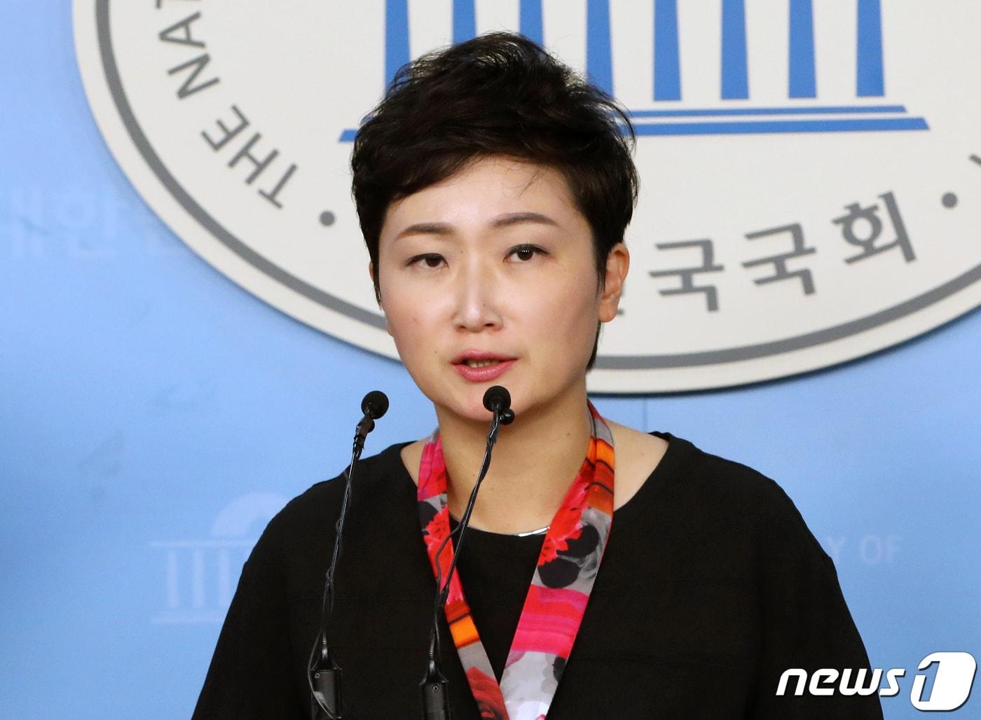 본문 이미지 - 이언주 전 미래통합당(현 국민의힘) 의원 2019.8.28/뉴스1 ⓒ News1 이종덕 기자