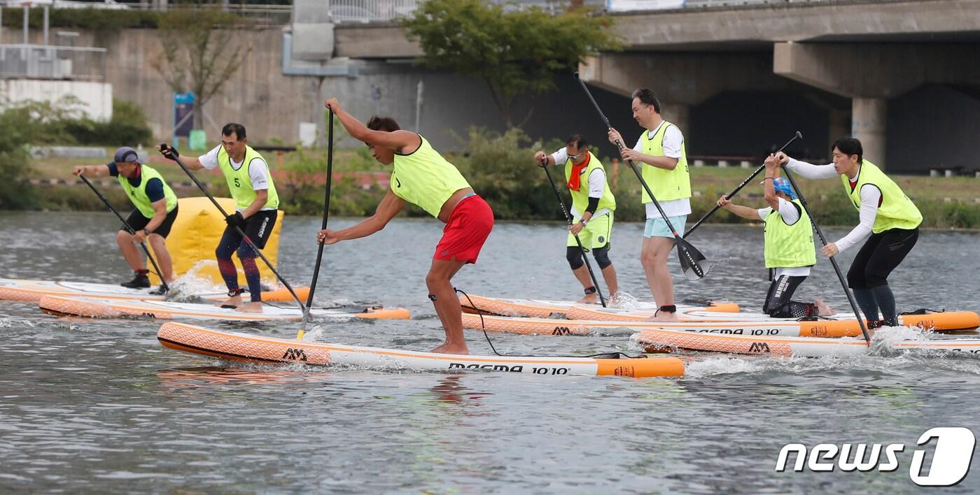 단양강에서 패들보드 등 다양한 수상레포츠 행사가 열린다.&#40;사진은 기사 내용과 무관함&#41; / 뉴스1 ⓒ News