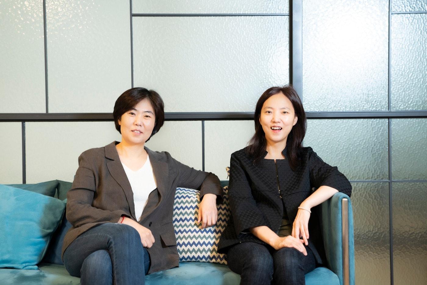 본문 이미지 - '호텔 델루나' 홍자매 홍정은(왼쪽), 홍미란 인터뷰/tvN 제공 ⓒ 뉴스1