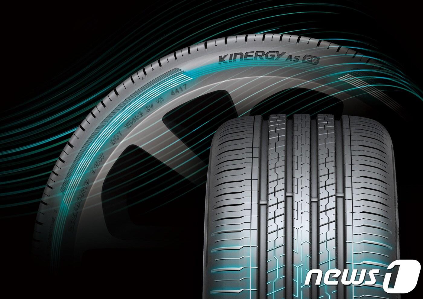 한국타이어는 최근 2세대 전기차 전용 타이어 '키너지 AS ev'(Kinergy AS ev)를 내놨다. ⓒ 뉴스1