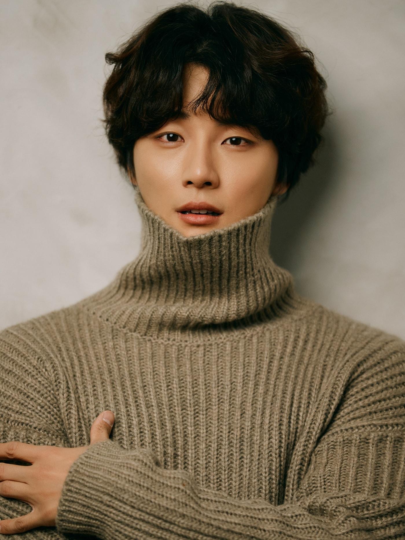 윤시윤 "손만 잡아도 떨리는 연애 하고 싶어요"(인터뷰) - 뉴스1