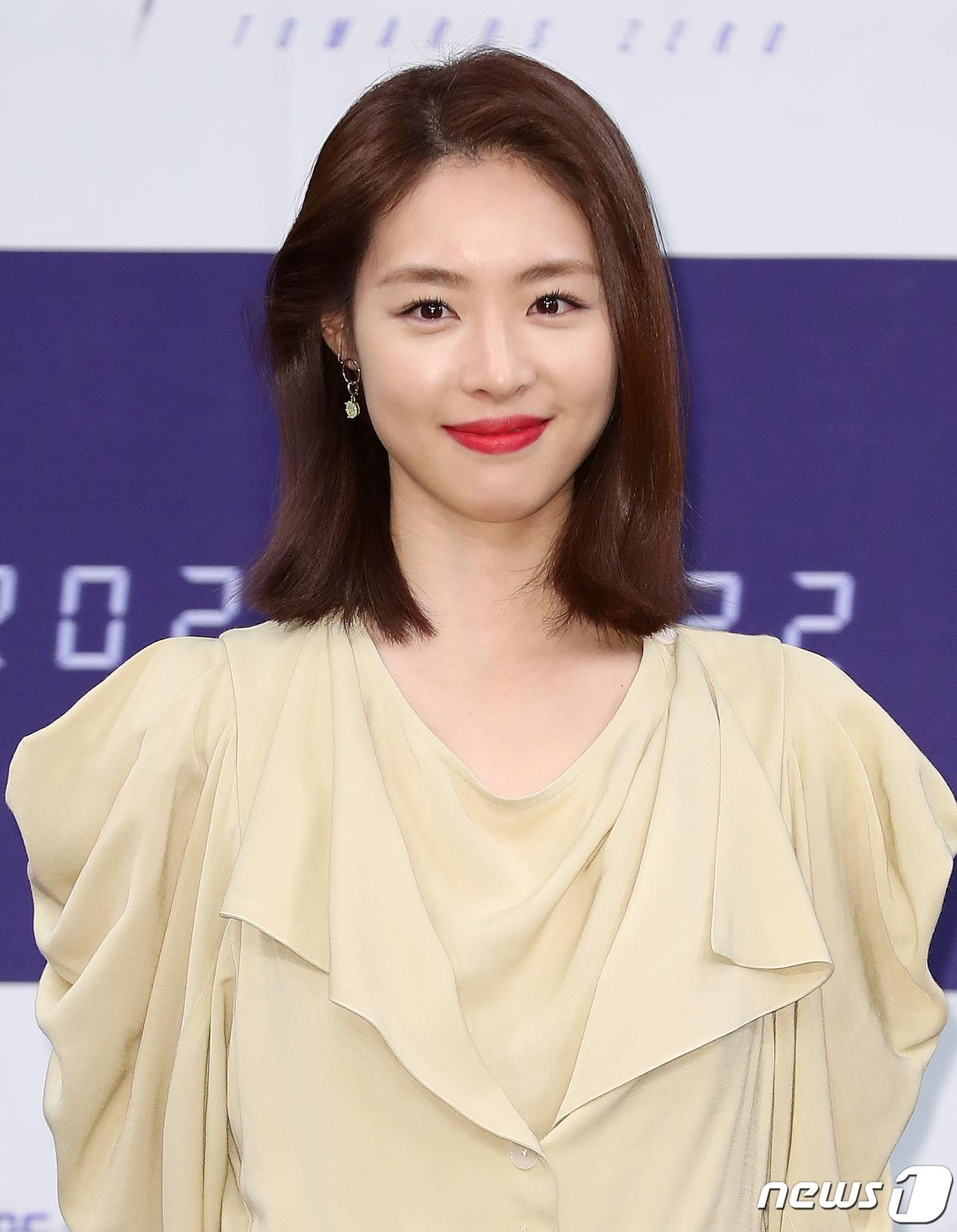 본문 이미지 - 배우 이연희/뉴스1 ⓒ News1 김진환 기자