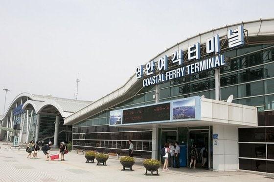 본문 이미지 - 군산항 연안여객터미널.ⓒ 뉴스1