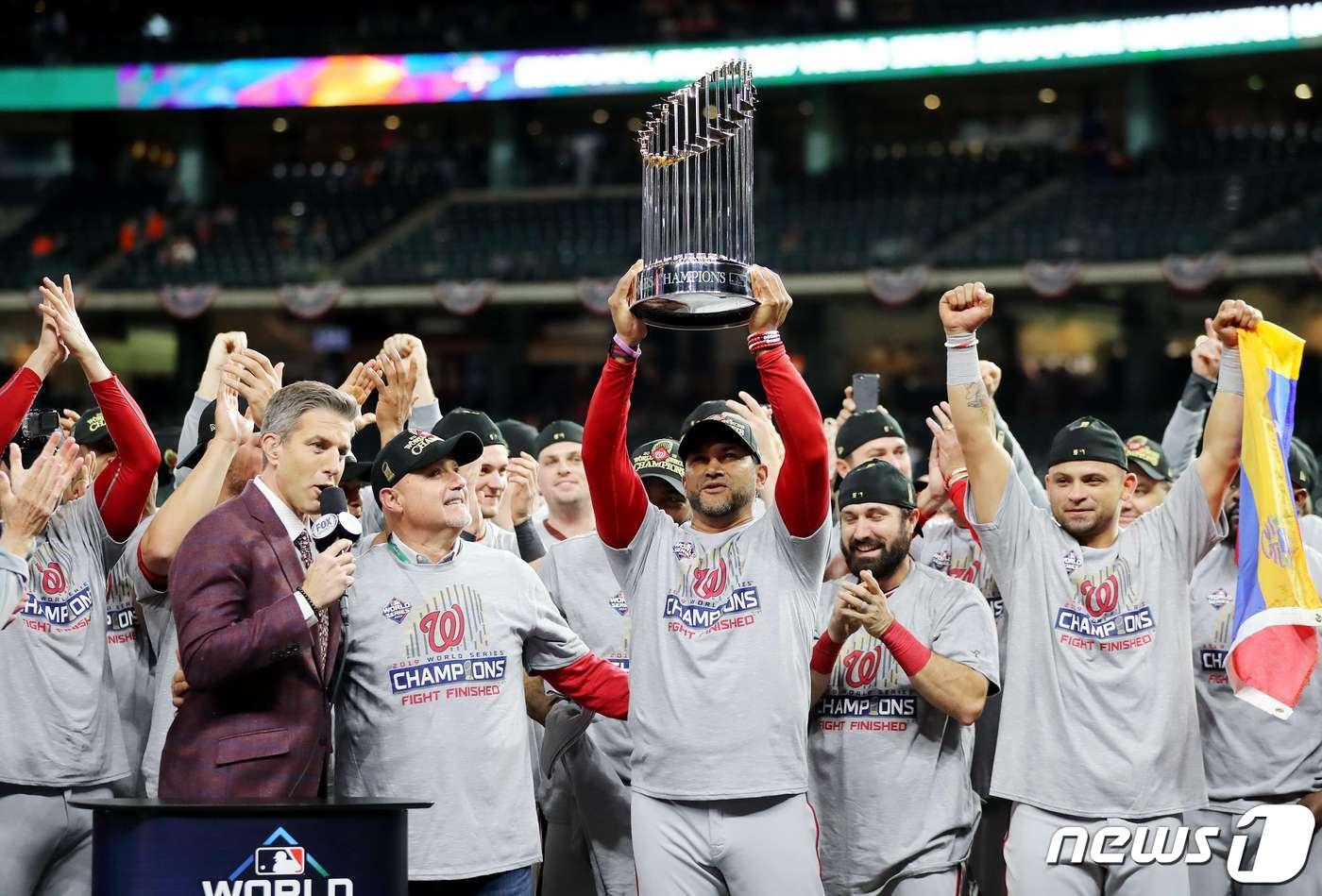 본문 이미지 - 2019 월드시리즈에서 우승한 내셔럴리그 소속의 워싱턴 내셔널스. ⓒ AFP=뉴스1