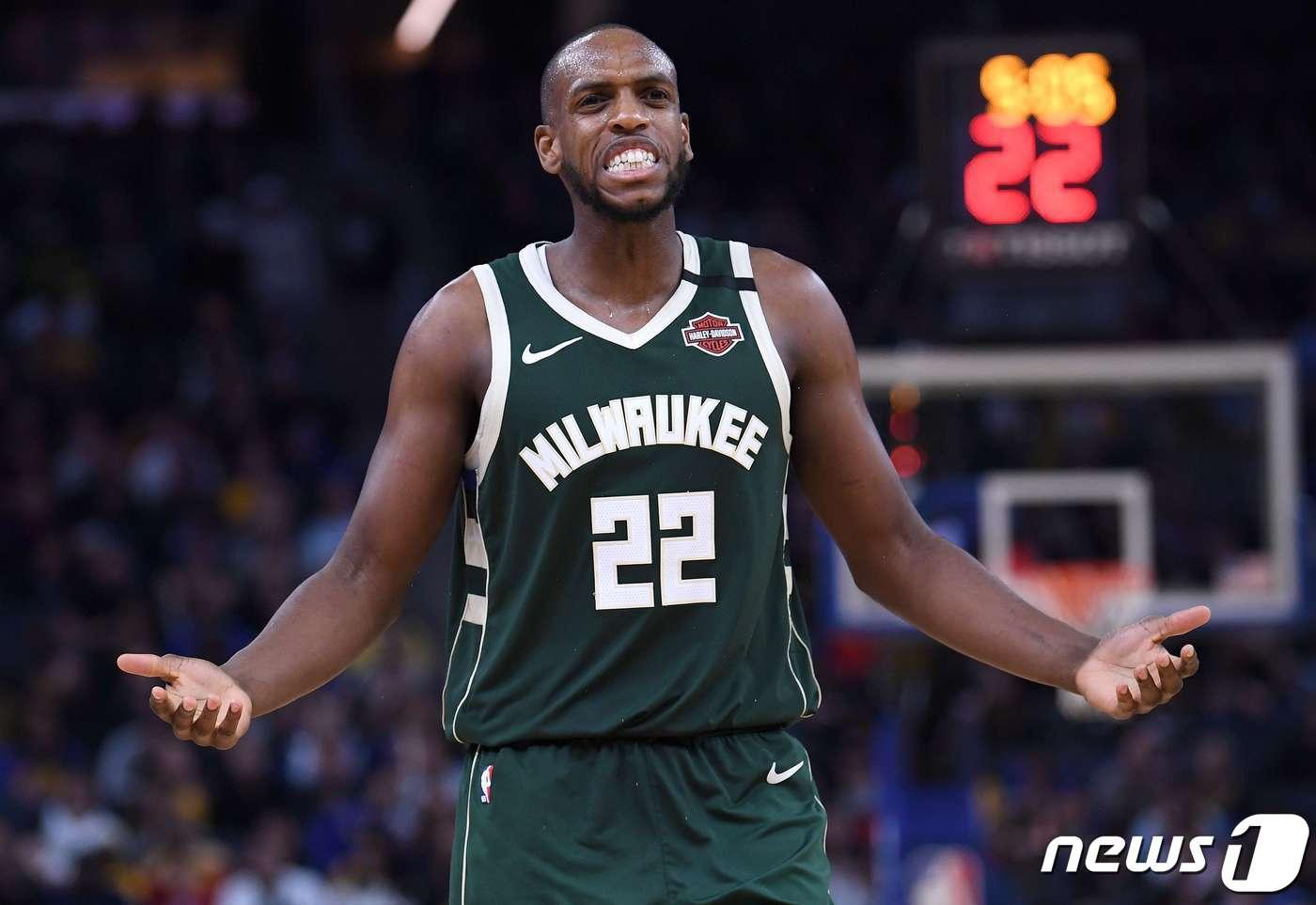 본문 이미지 - 밀워키 벅스의 크리스 미들턴. ⓒ AFP=뉴스1