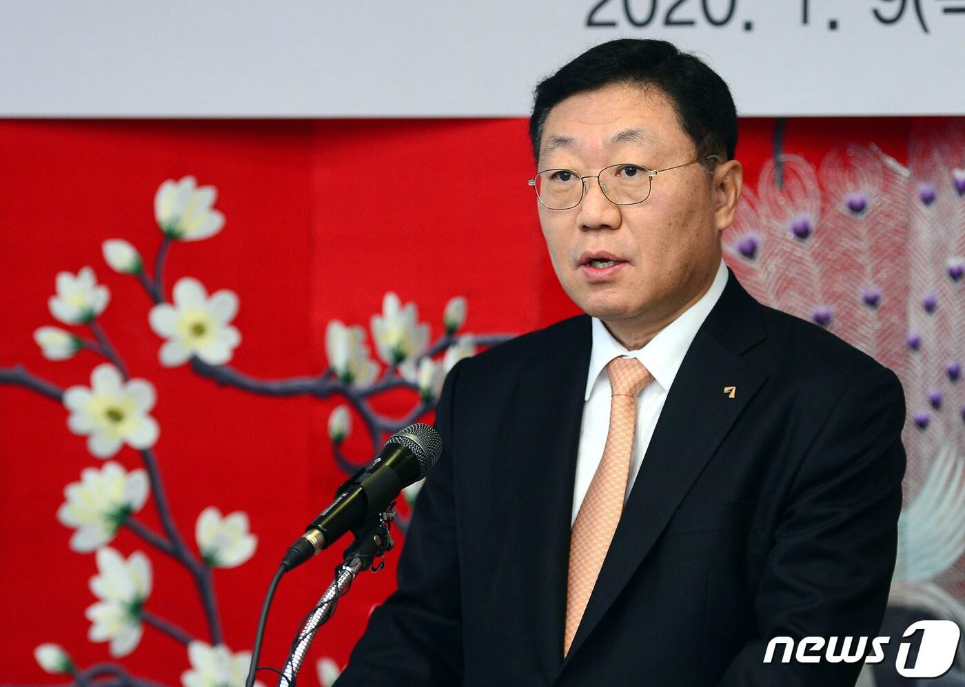 본문 이미지 - 나재철 금융투자협회장이 9일 오전 서울 여의도에서 열린 신년 기자간담회에서 발언하고 있다. (금융투자협회 제공) 2020.1.9/뉴스1