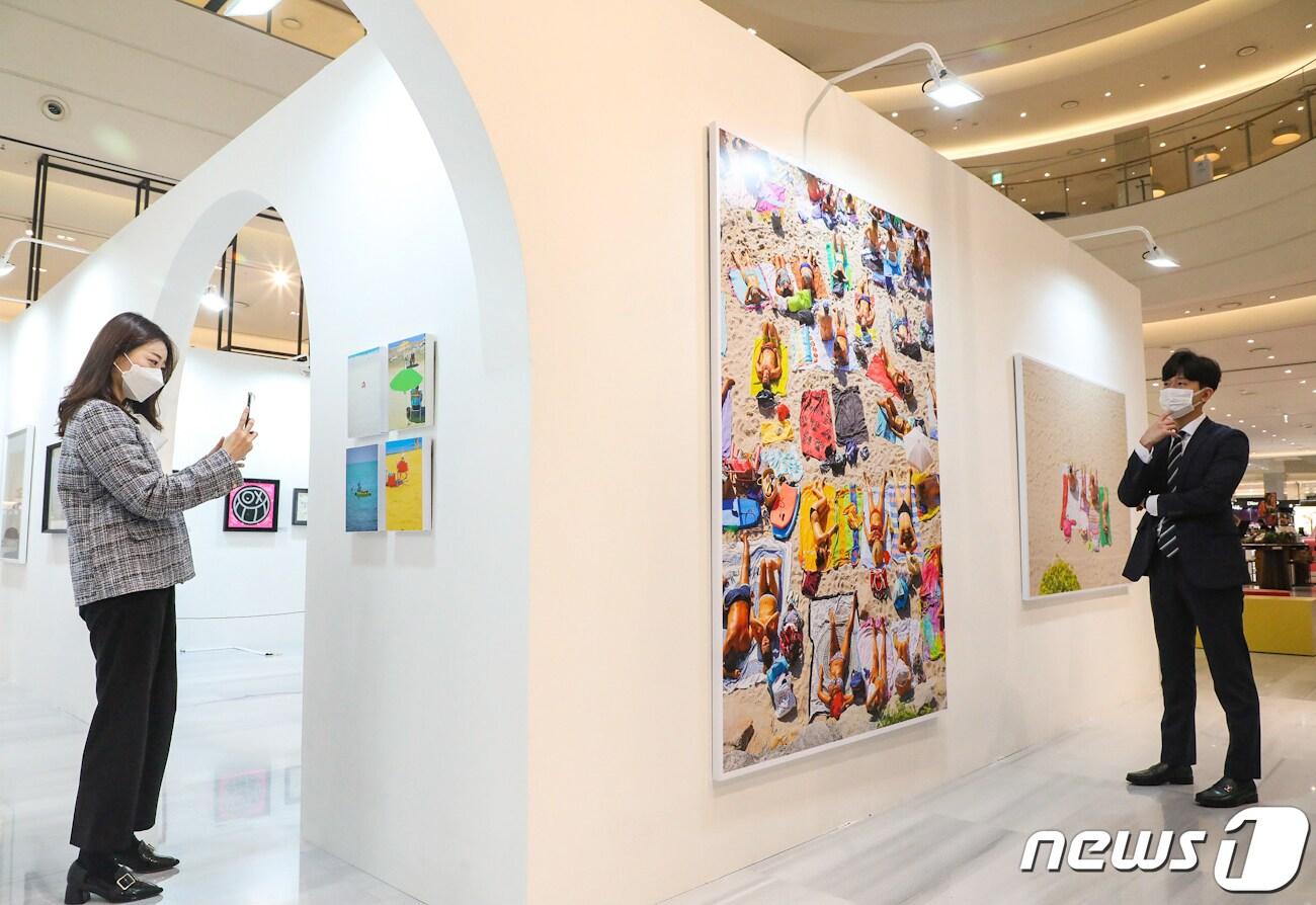 특징주] 백화점株 오름세…쌀쌀한 날씨 매출 기대감 - 뉴스1