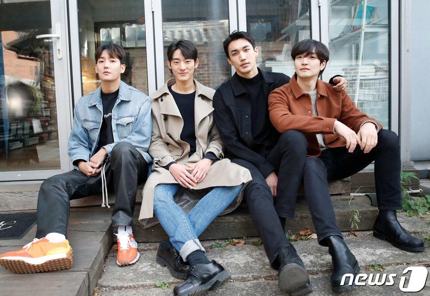 서울 종로구 삼청동 카페. '아름다운 남자, 시벨롬(si bel homme)' 박형근 최선 김한수 안태웅 인터뷰./뉴스1 ⓒ News1 권현진 기자