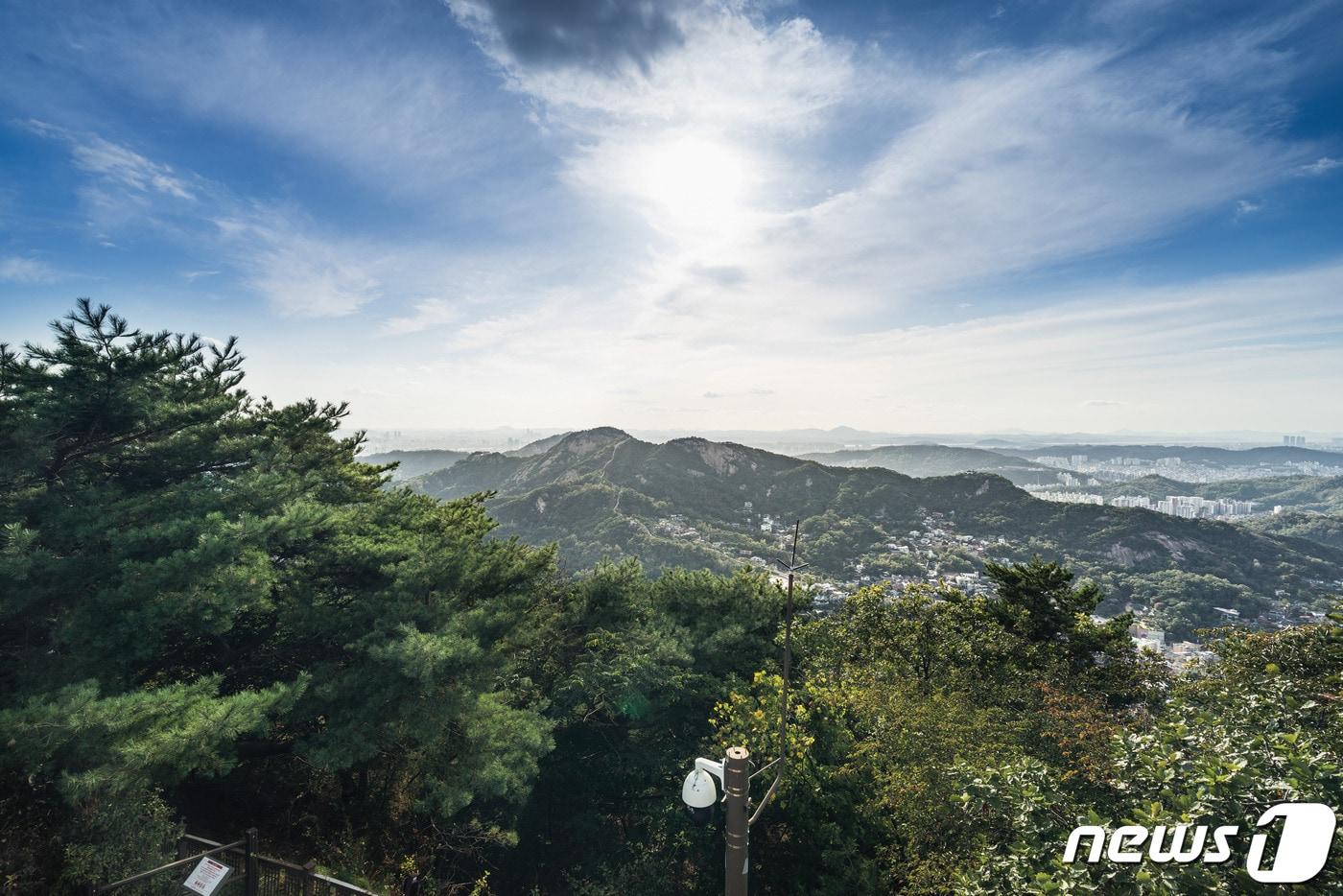 본문 이미지 - 북악산. (청와대 제공) ⓒ 뉴스1