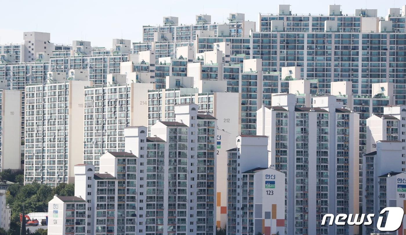 서울 강북의 한 아파트 단지. 2020.10.6/뉴스1 ⓒ News1 허경 기자