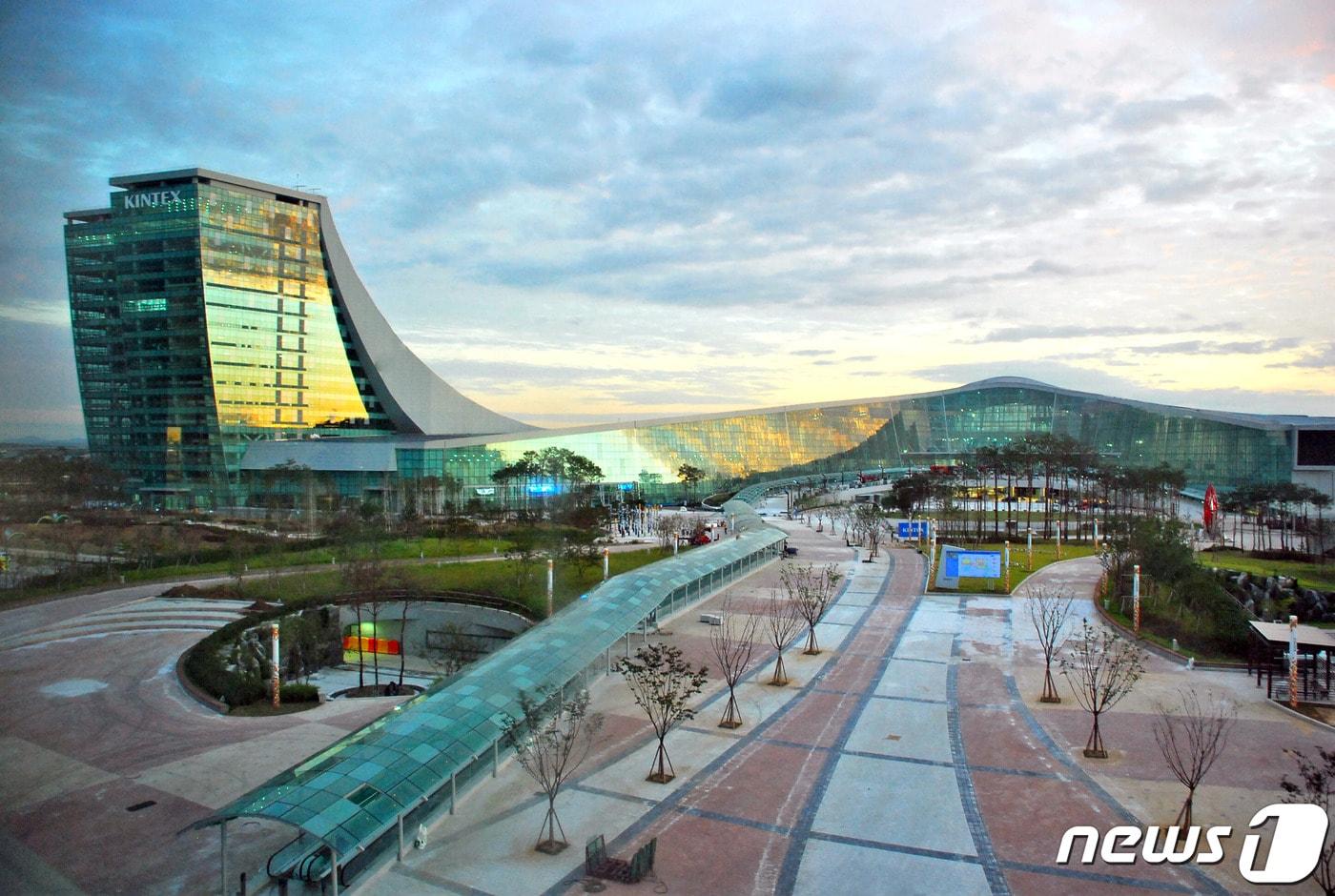 본문 이미지 - 오는 10월 '2021 제8차 국제식품규격위원회 항생제 내성특별위원회' 회의가 열리는 경기 고양시 킨텍스  전경. ⓒ 뉴스1