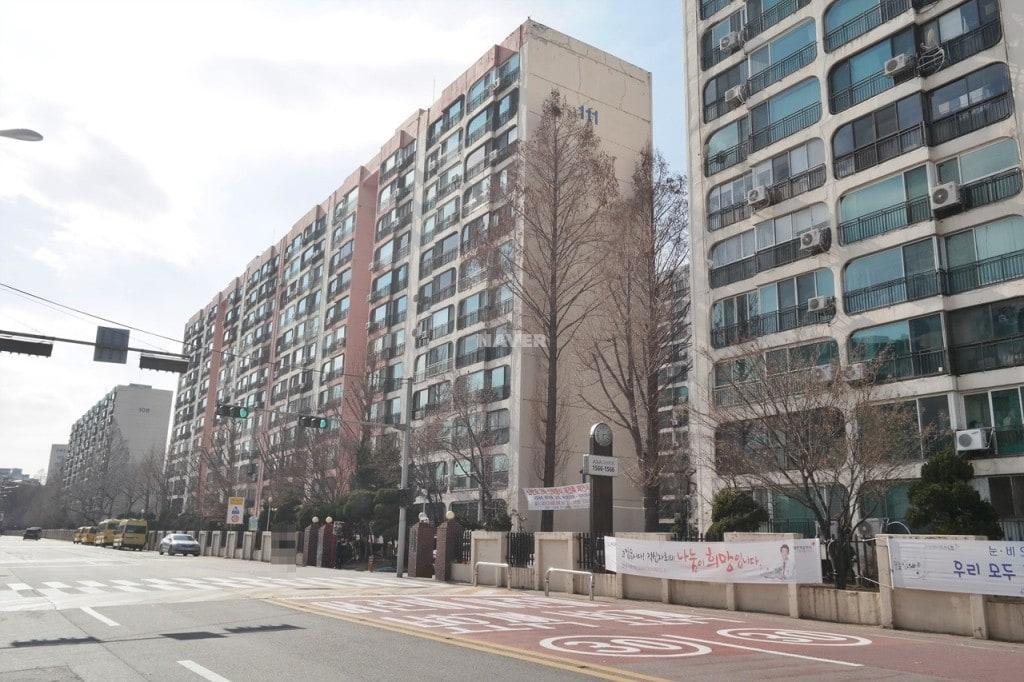 본문 이미지 - 신반포2차 전경 ⓒ 뉴스1