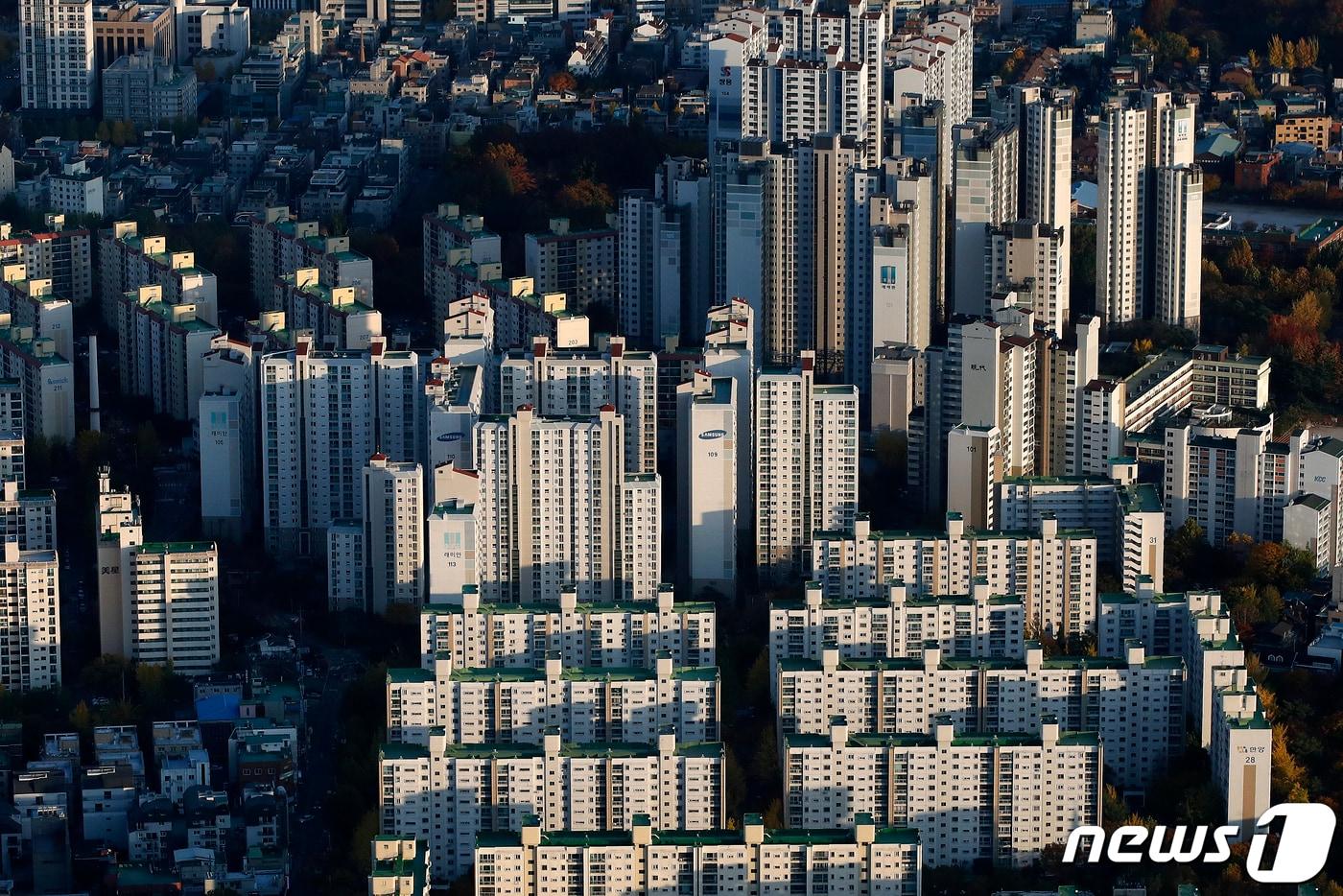 본문 이미지 - 서울 아파트 단지 전경.ⓒ News1 이승배 기자