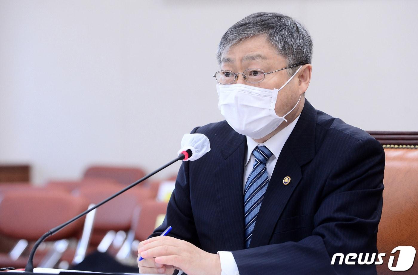 2020년 국회 교육위원회  참석한 박백범  당시 교육부 차관 자료사진.  2020.11.4/뉴스1 ⓒ News1 신웅수 기자