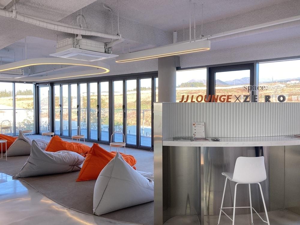 본문 이미지 - JJ라운지X스페이스 제로 실내 모습. (제주항공 제공)ⓒ 뉴스1