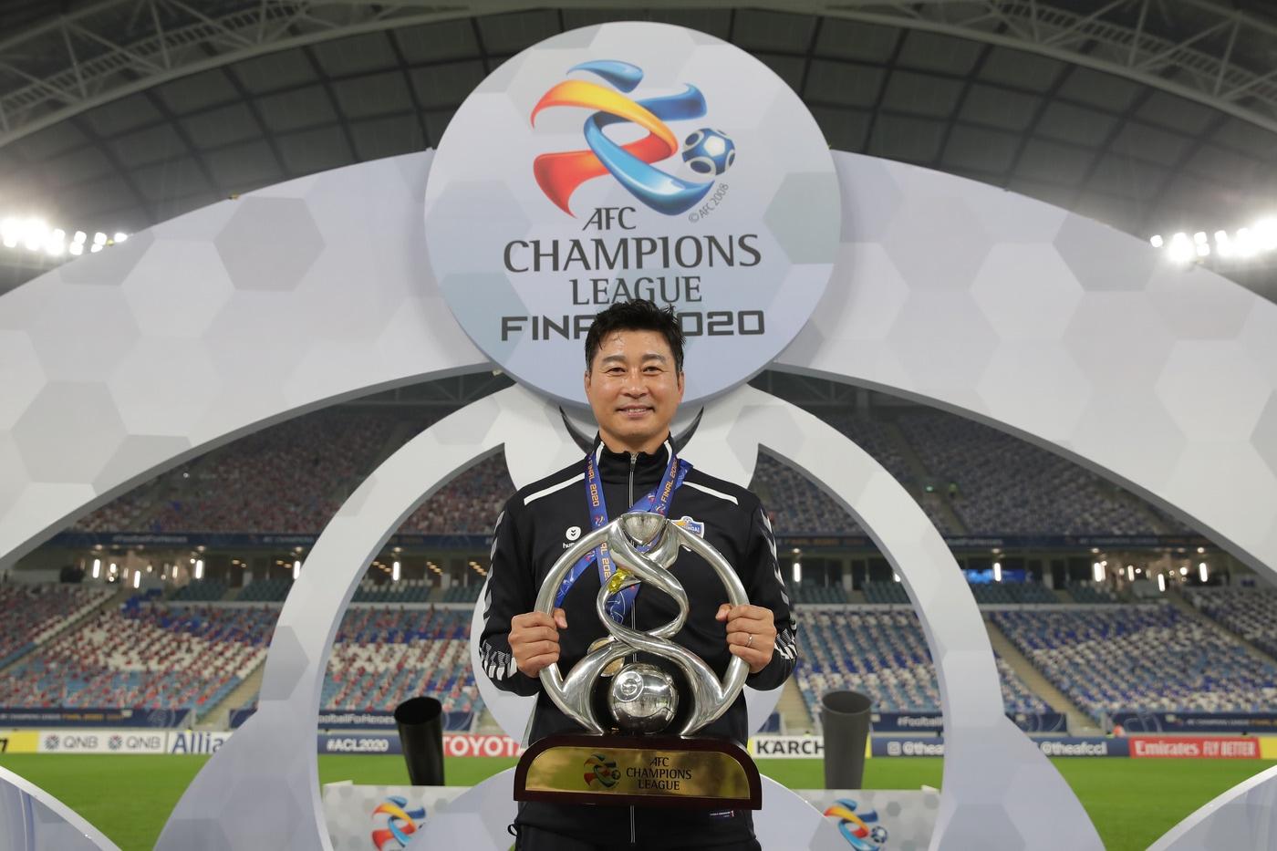 본문 이미지 - ACL 우승으로 울산과의 동행을 마무리한 김도훈 감독 (한국프로축구연맹 제공) ⓒ 뉴스1
