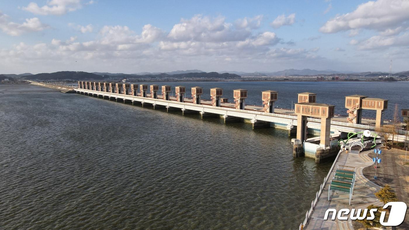 서천 금강하굿둑 전경.(뉴스1DB)/뉴스1