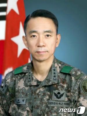 본문 이미지 - 3일 단행된 2020년 후반기 장군인사에서 신임 합동참모차장에 임명된 윤의철 육군교육사령관(중장). (국방부 제공) 2020.12 3/뉴스1