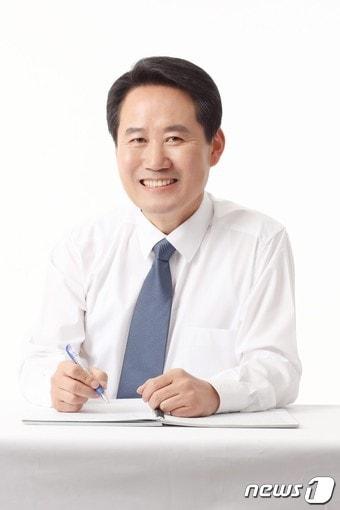 본문 이미지 - 허필홍 홍천군수 ⓒ 뉴스1