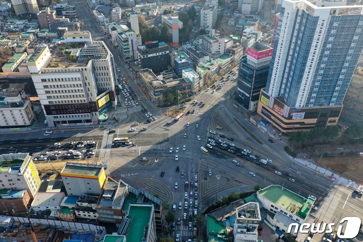 본문 이미지 - 광주 남구 교통 관문인 백운고가가 철거된 뒤 교통흐름 모습 /ⓒ 뉴스1