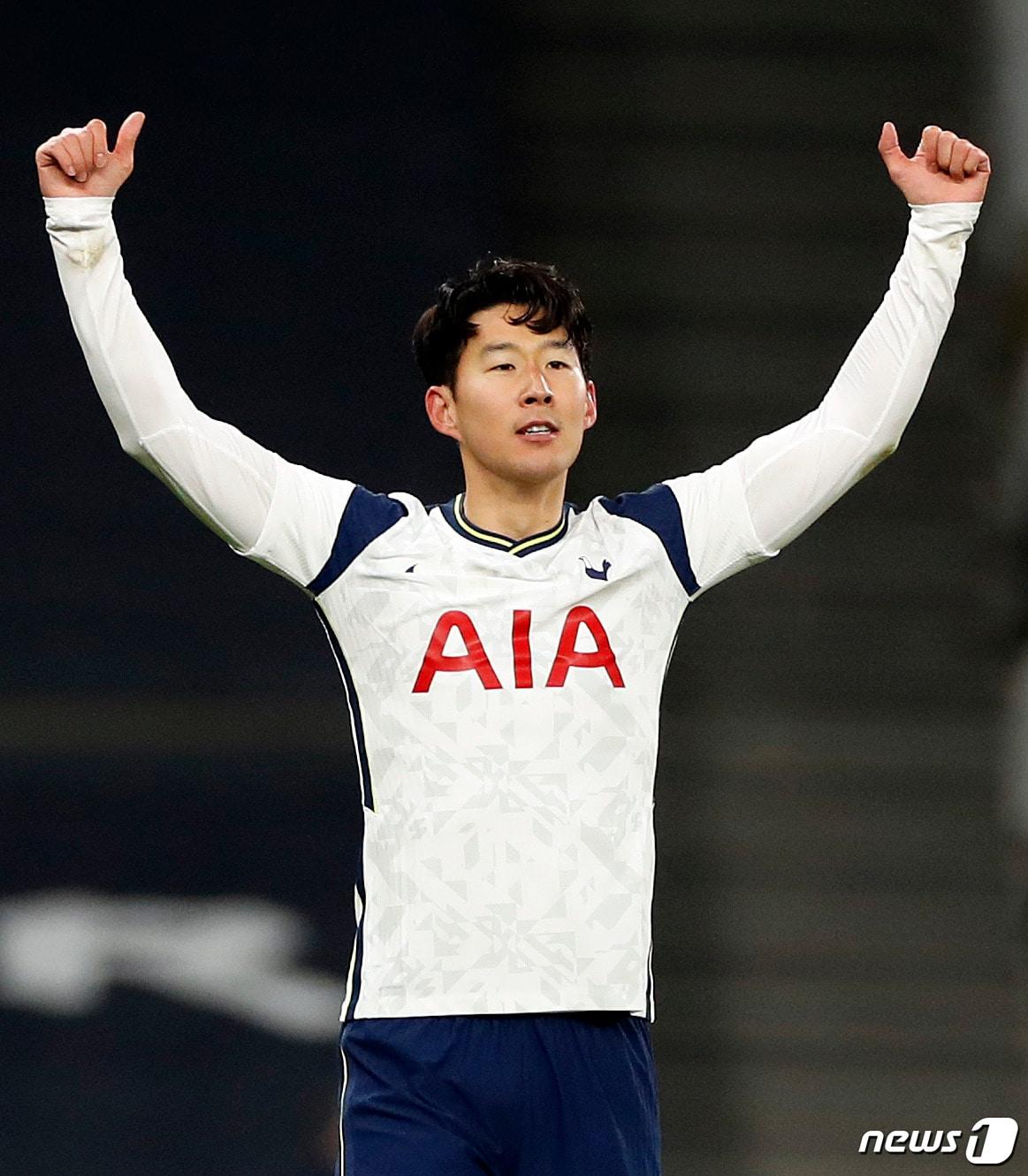 본문 이미지 - 토트넘의 손흥민이 AFC 올해의 국제선수상을 받았다. ⓒ AFP=뉴스1
