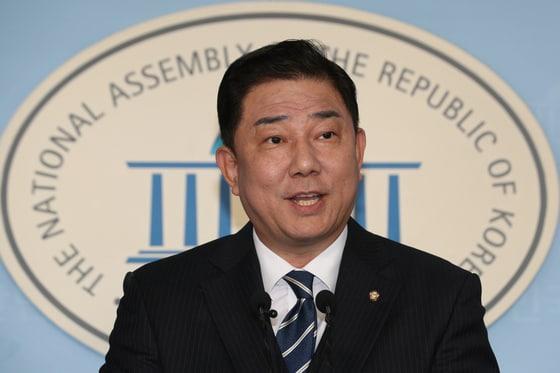 본문 이미지 - 김병기 더불어민주당 의원. 국정원 출신 재선 의원으로 20대 국회에 이어 21대 국회에서도 국방위, 정보위 위원으로 활동 중이다. ⓒ News1 