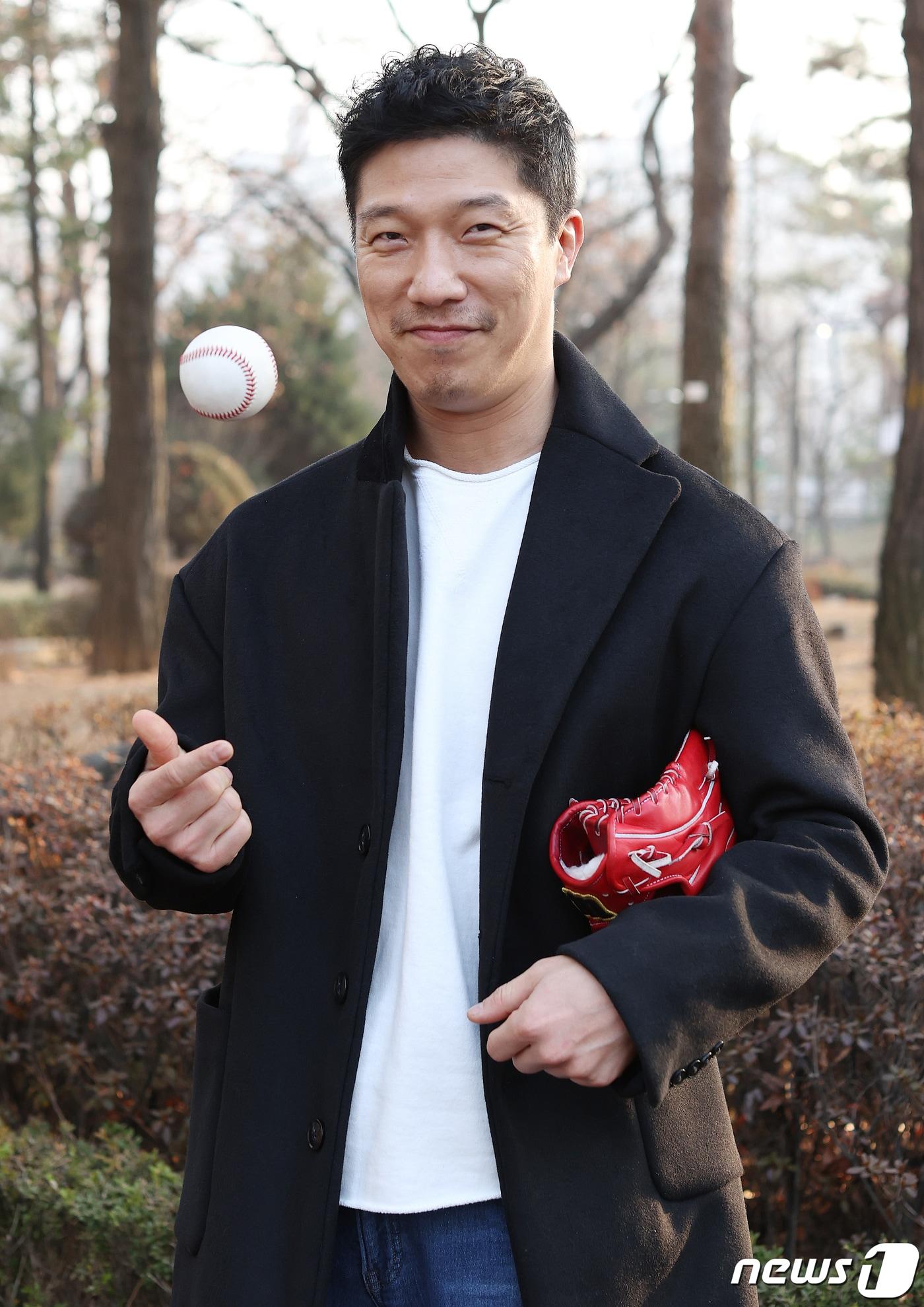 본문 이미지 - 서울 여의도 식당. SBS 금토드라마 ‘스토브리그’ 배우 홍기준 딥풀이 2020.2.14/뉴스1 ⓒ News1 김진환 기자