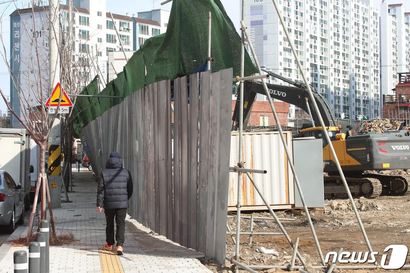 주택가 공사장. 2020.2.16/뉴스1 ⓒ News1 공정식 기자