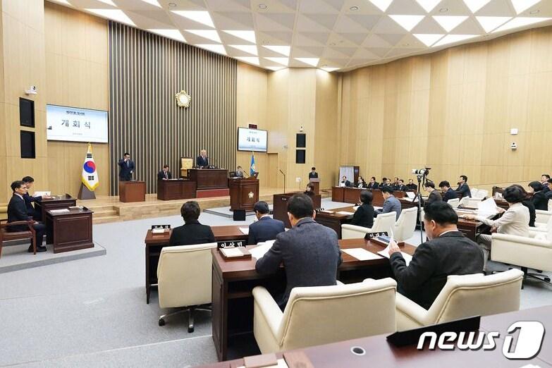 본문 이미지 - 춘천시의회 본회의장 ⓒ News1 김경석 기자